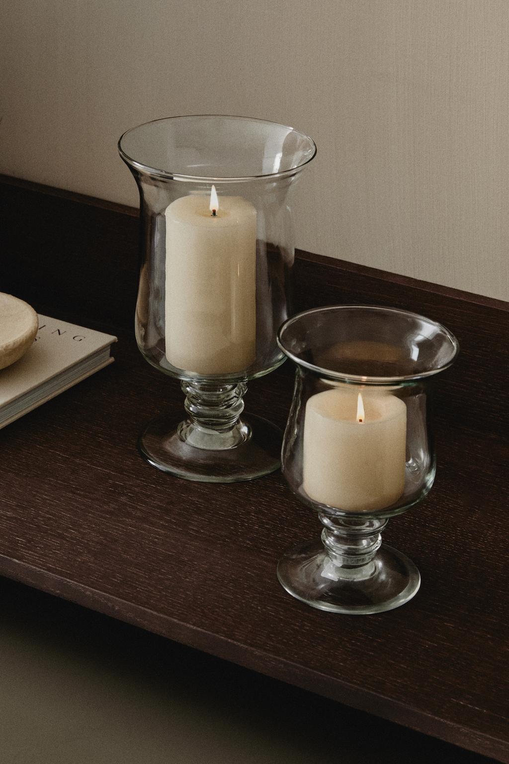 Ваза из стекла формы кубка