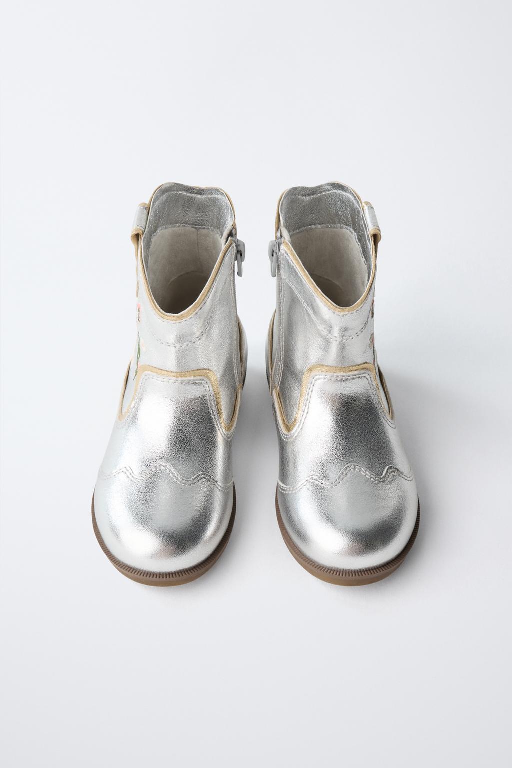 БОТИНКИ С МЕТАЛЛИЧЕСКИМ БЛЕСКОМ И ВЫШИВКОЙ