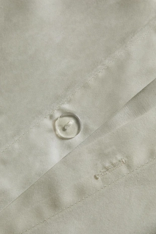 Сатиновое одеяло с шелковой отделкой (300 нитей)- Заказать в России