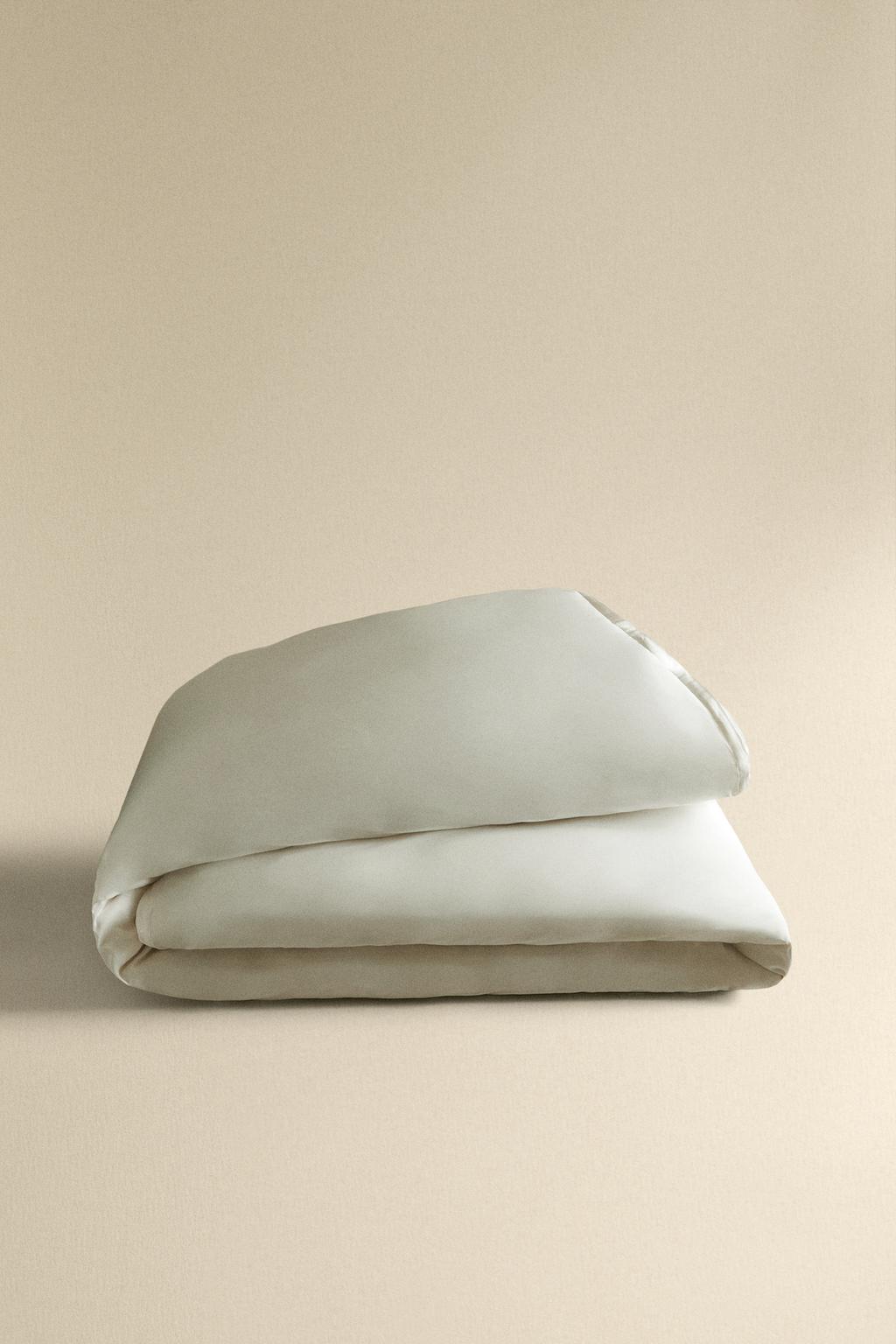 Сатиновое одеяло с шелковой отделкой (300 нитей)