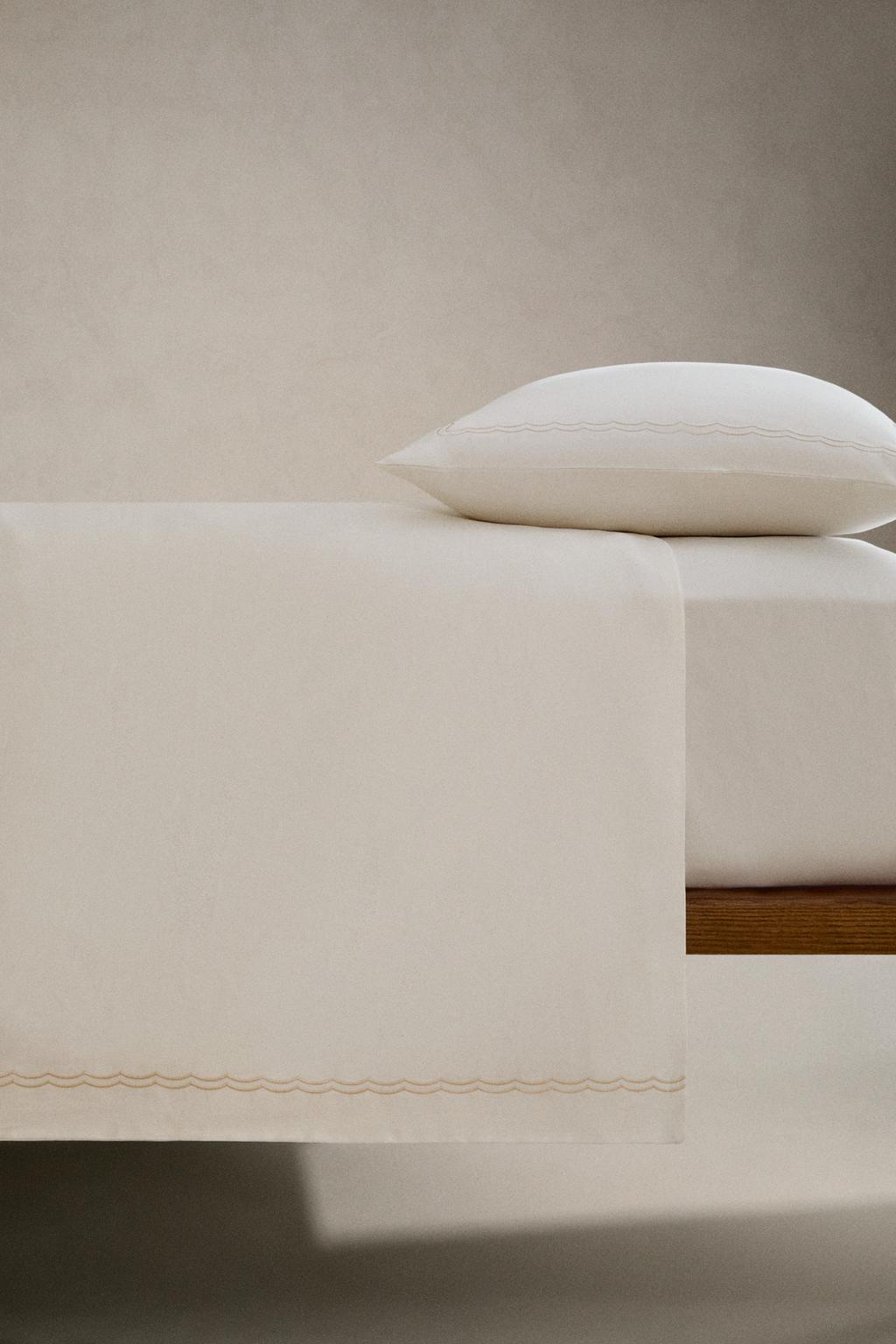 Покрывало из хлопкового сатина с отделкой (300 нитей)