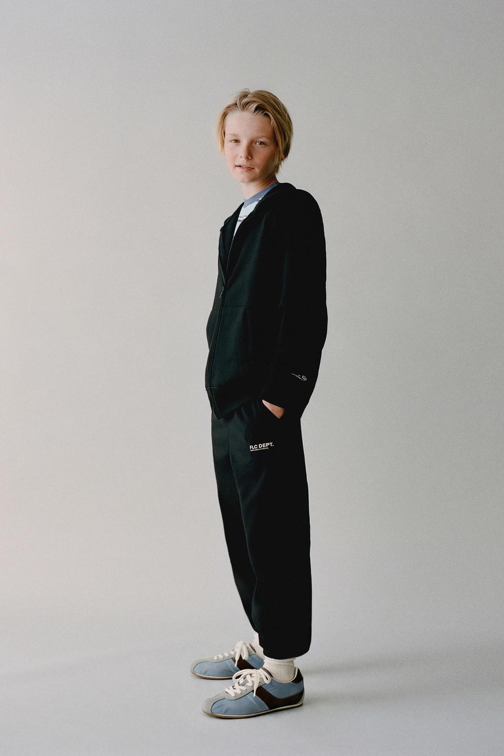 ТОЛСТОВКА НА МОЛНИИ