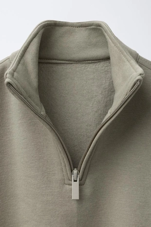 Базовая толстовка с нашивкой- Заказать в России