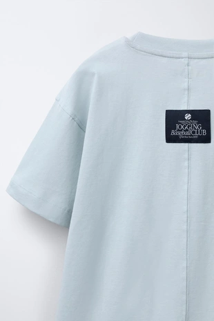 Футболка JOGGING с надписью и этикеткой- Заказать в России