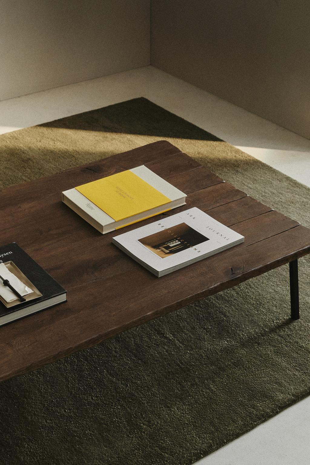 Шерстяной ковер