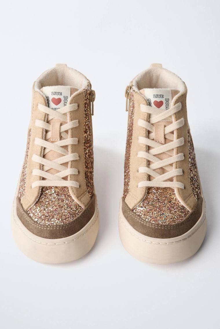 Блестящие высокие кеды