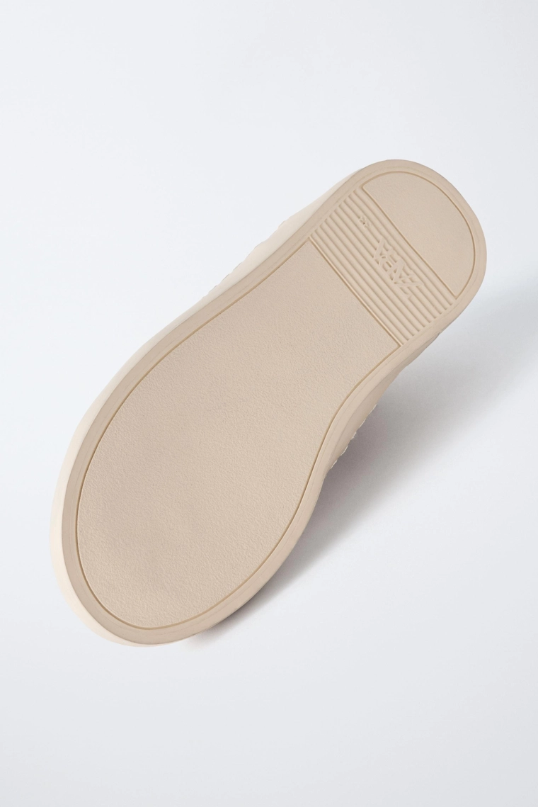 Блестящие высокие кеды