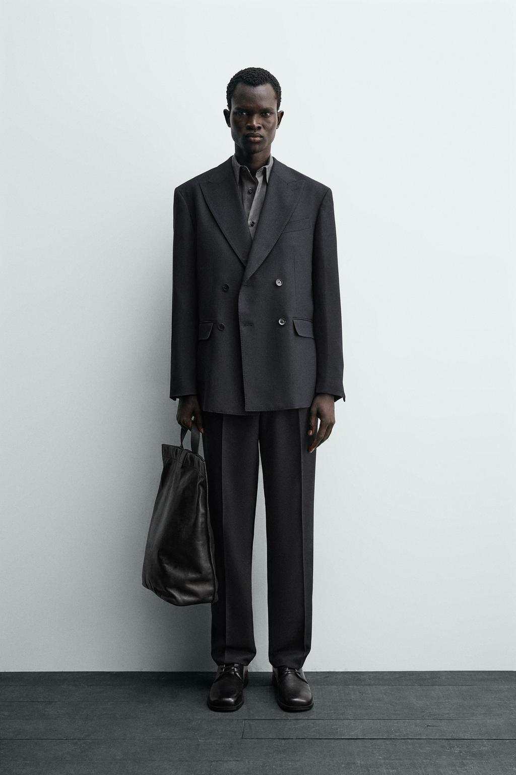 ДВУБОРТНЫЙ КОСТЮМНЫЙ БЛЕЙЗЕР