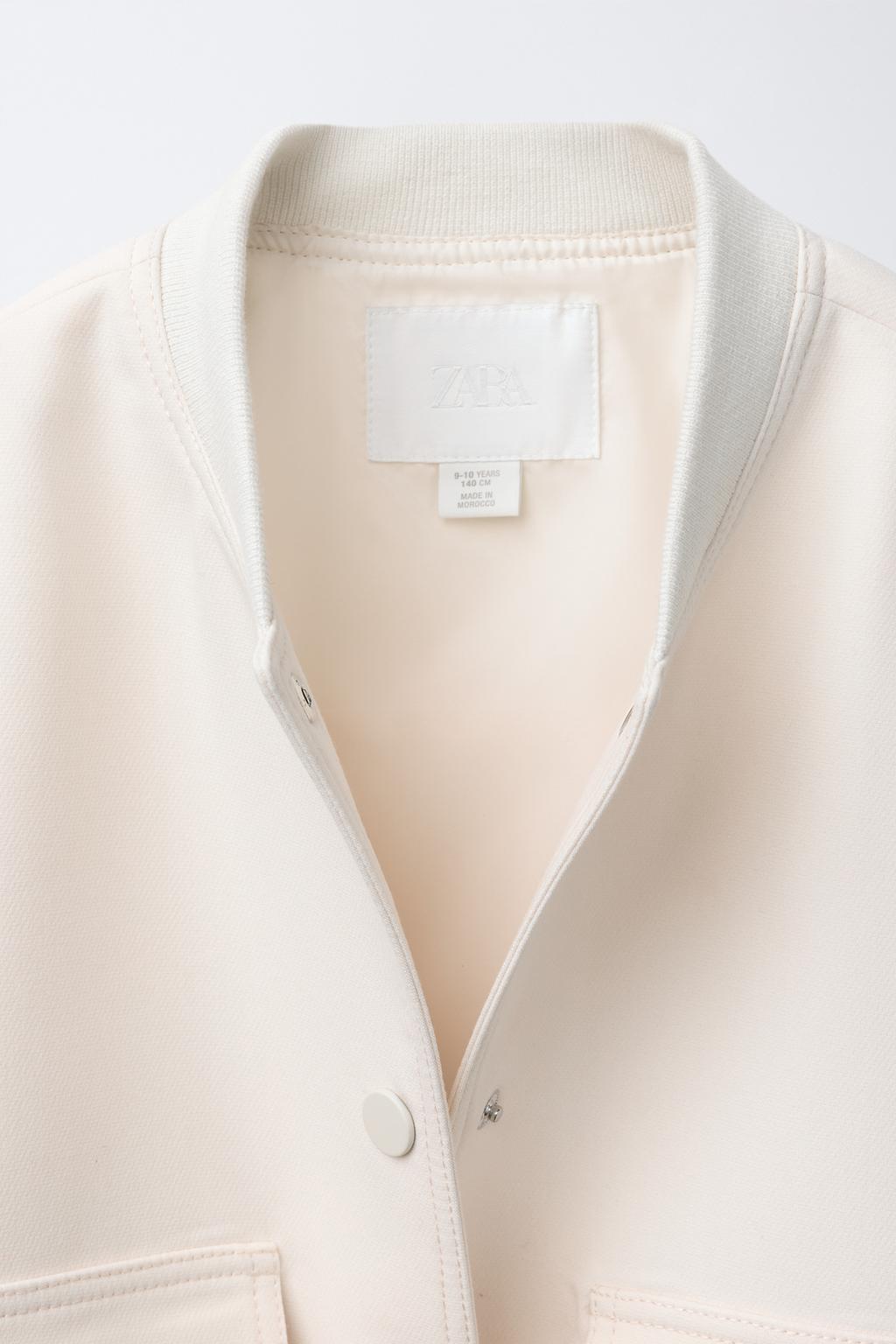 БОМБЕР КРОП-ФАСОНА С ПОДПЛЕЧНИКАМИ