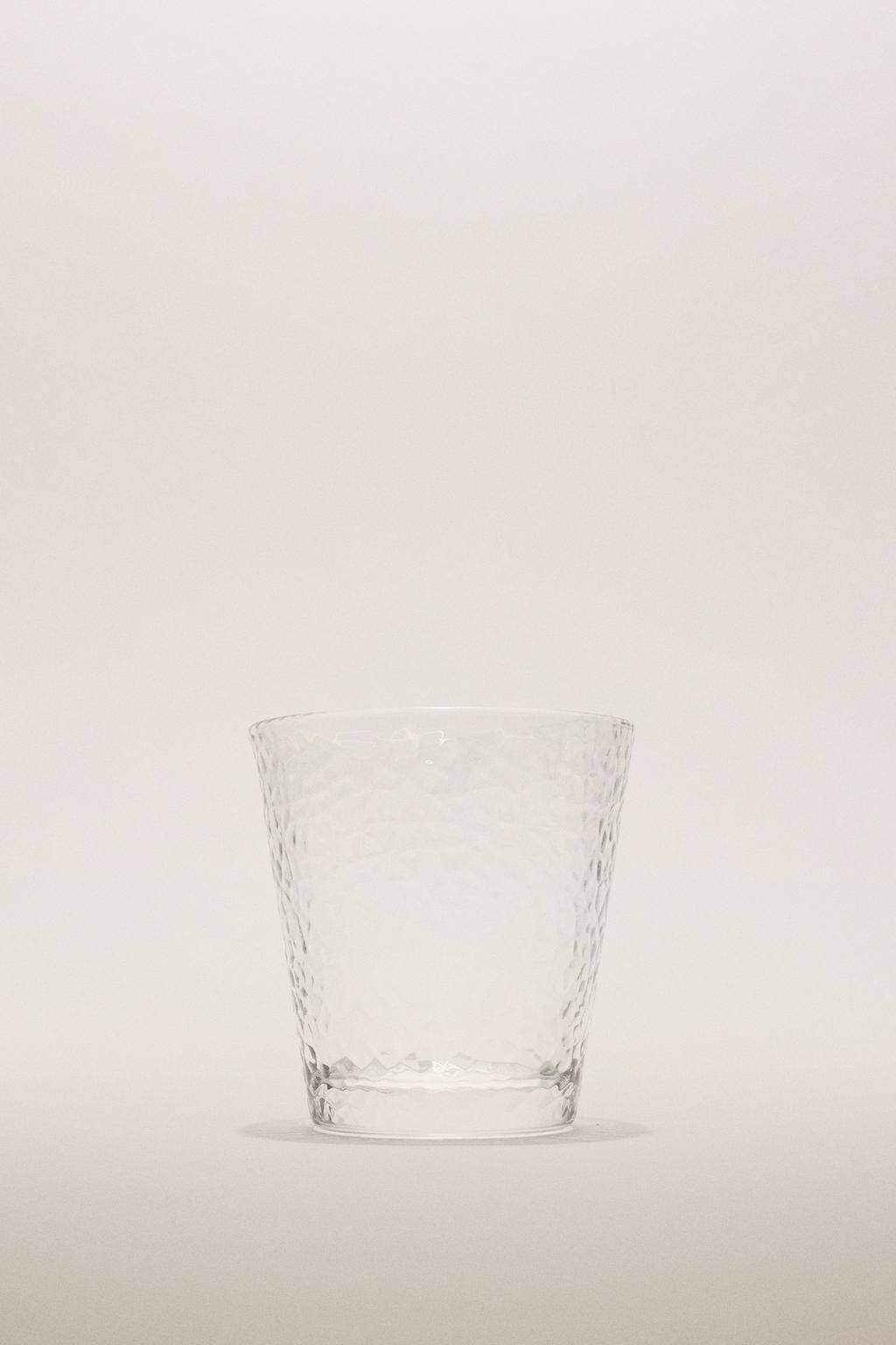 Стакан из стекла с рельефным медовым узором