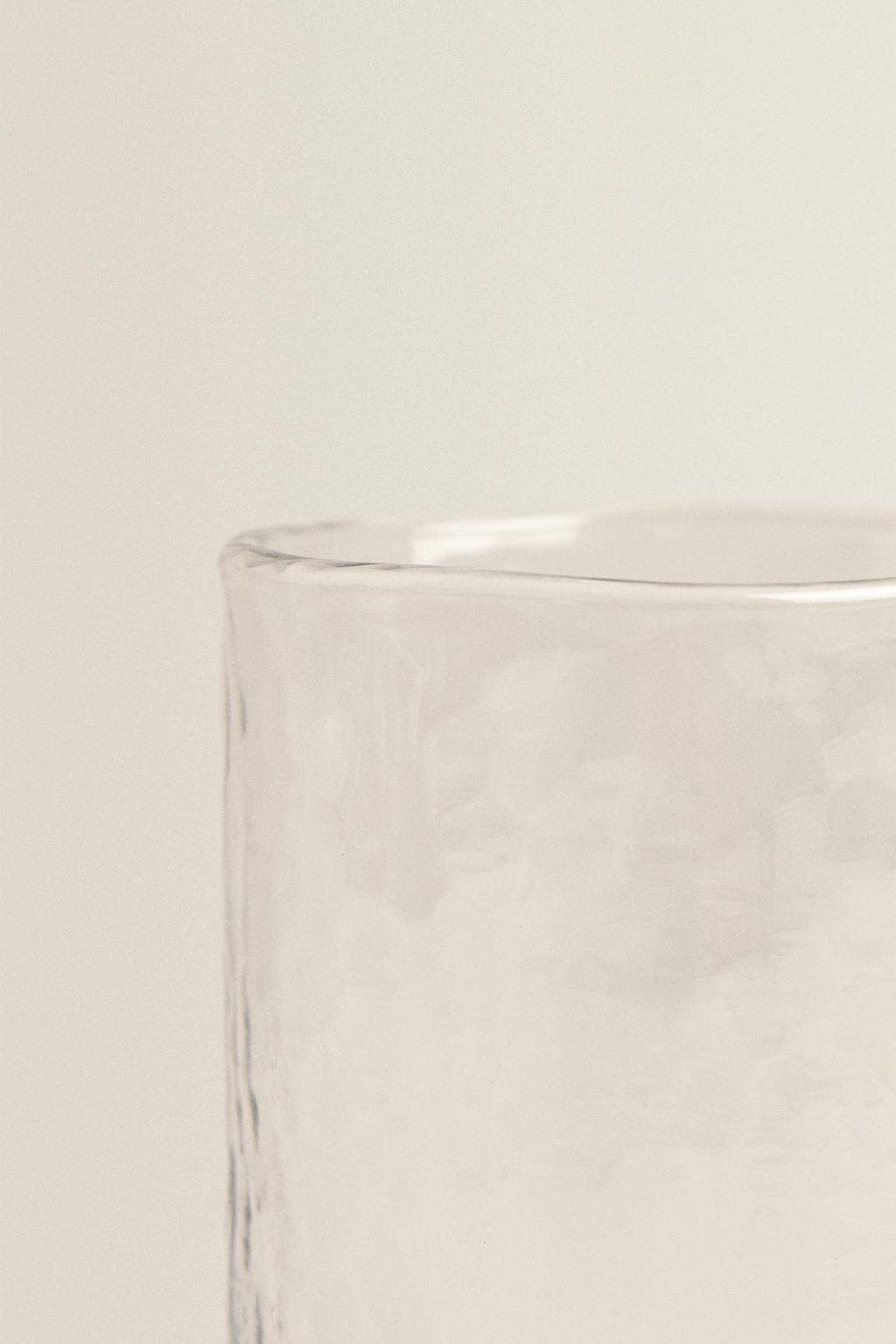 Стакан для газировки со стеклянным рельефом