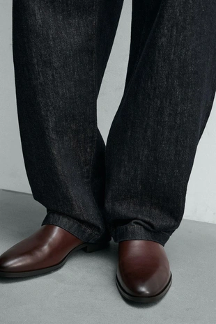 Ботинки челси с острым носом