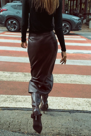 Юбка миди из искусственной кожи- Заказать в России