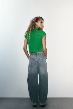 Жилет в рубчик- Заказать в России