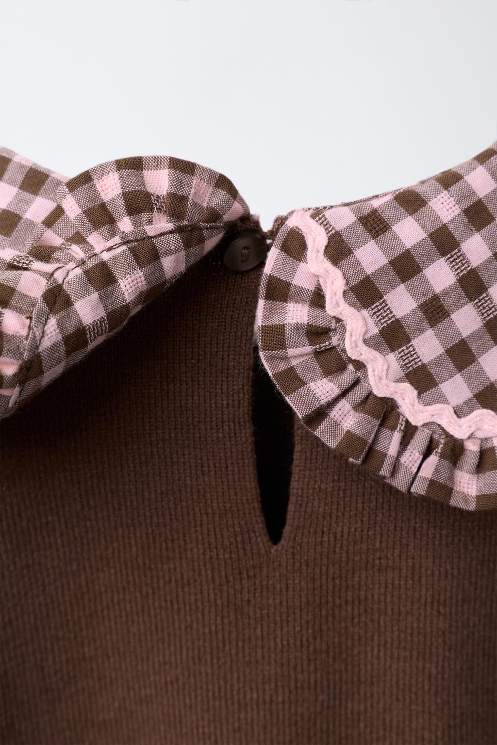 ВЯЗАНЫЙ СВИТЕР В КЛЕТКУ ВИШИ С КРУГЛЫМ ВОРОТНИКОМ