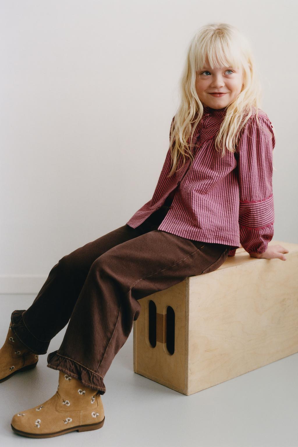 БРЮКИ ИЗ САРЖИ С ВОЛАНАМИ ПО НИЗУ