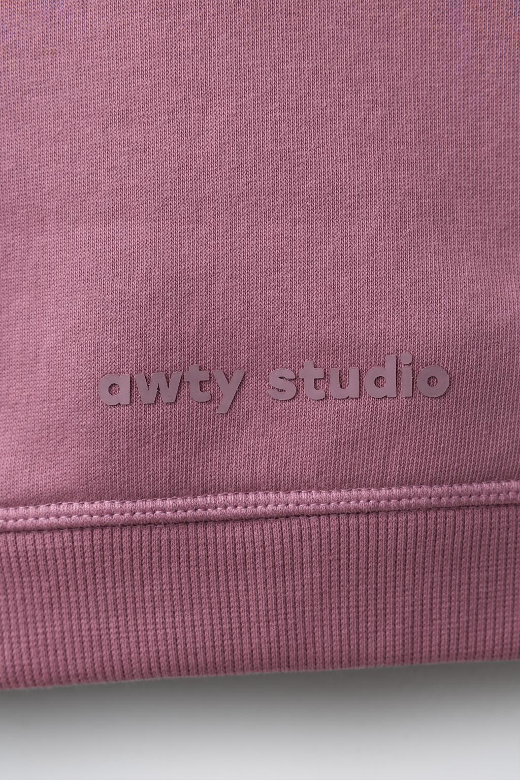 ТОЛСТОВКА С РЕЛЬЕФНОЙ НАДПИСЬЮ