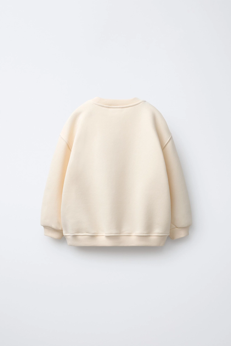 Толстовка с аппликацией кружева