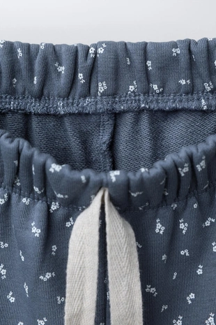 Брюки WIDE LEG из мягкой ткани с цветочным принтом- Заказать в России