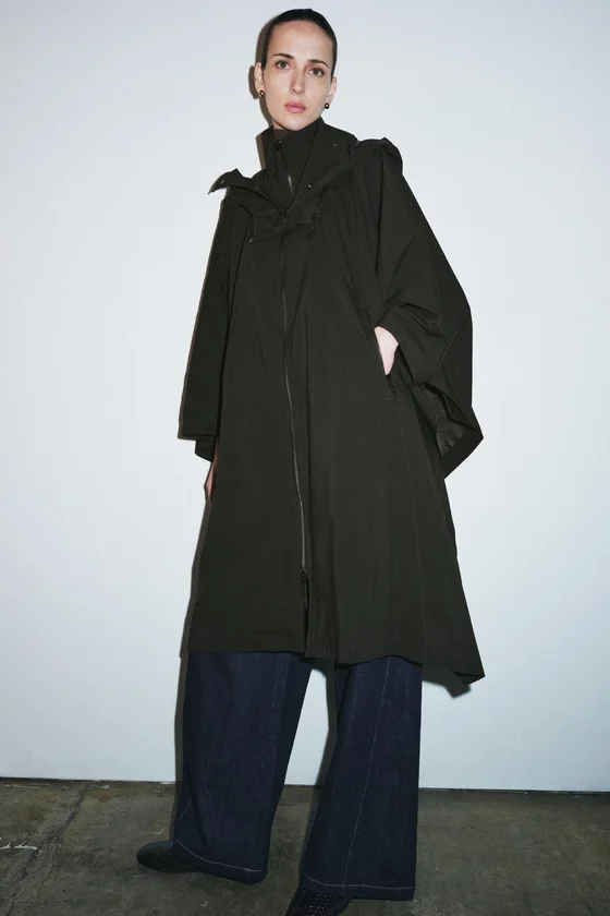 Тренч-накидка  — коллекция Zara «ZW» 