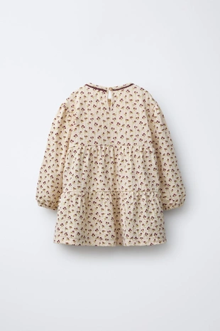 Платье из рельефной ткани с цветочными вставками- Заказать в России