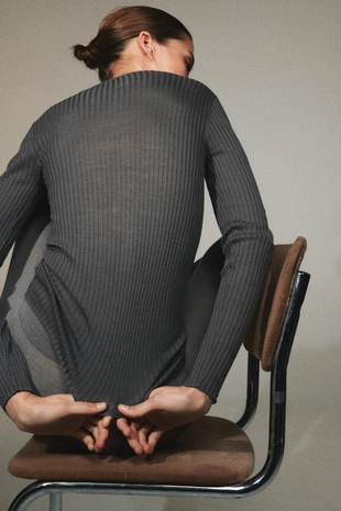 Топ в рубчик из 100% шерсти- Заказать в России