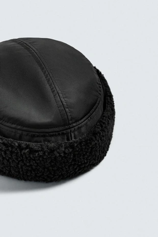 Техническая кепка с наушниками и искусственной овчиной- Заказать в России