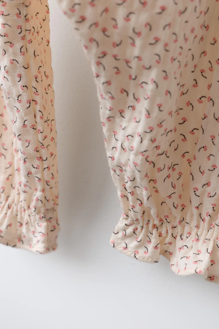 Брюки-джоггеры с цветочным рисунком