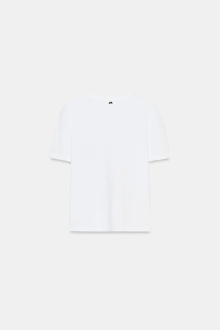 Футболка с контрастным карманом