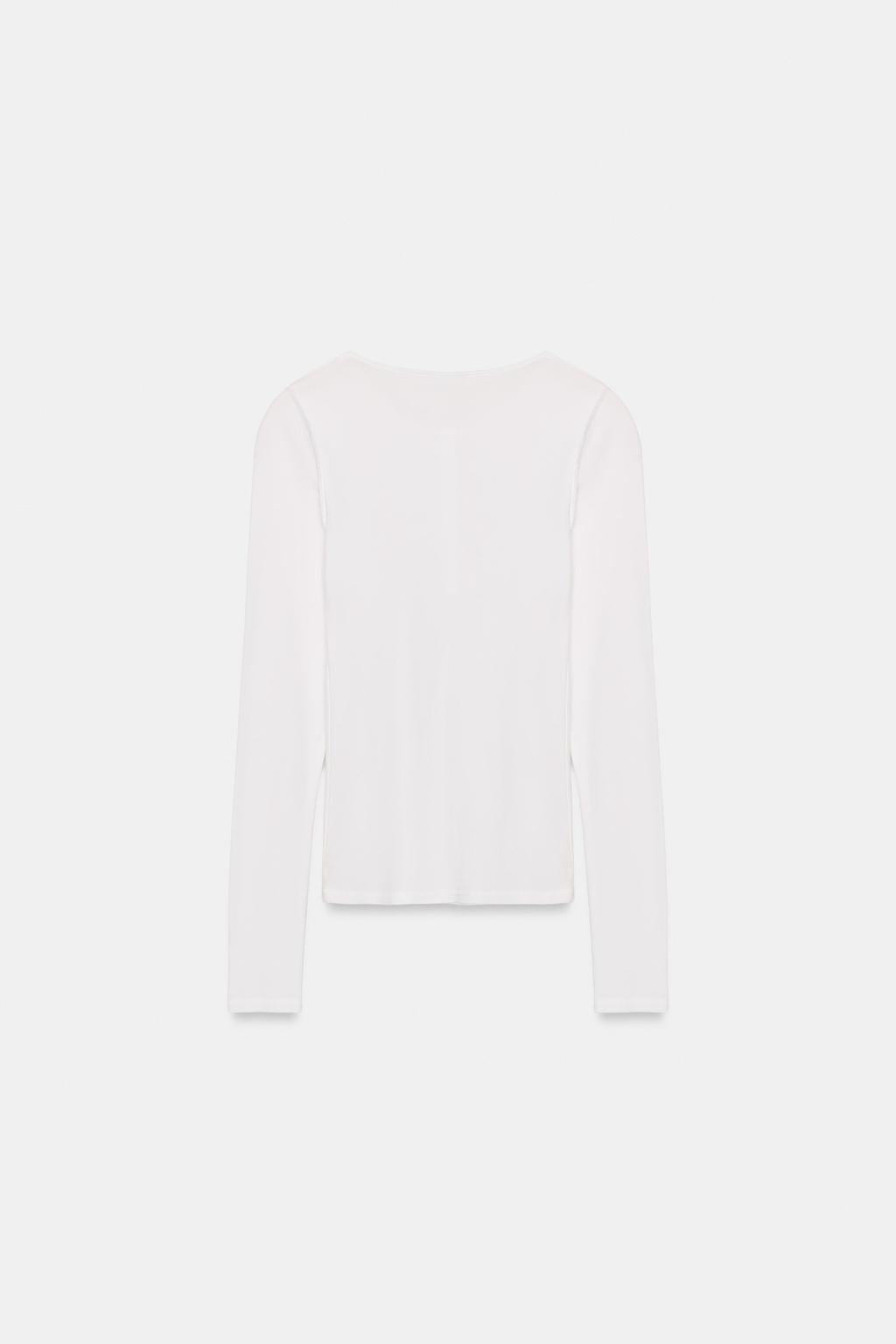 ФУТБОЛКА С ВОРОТНИКОМ НА ПУГОВИЦАХ