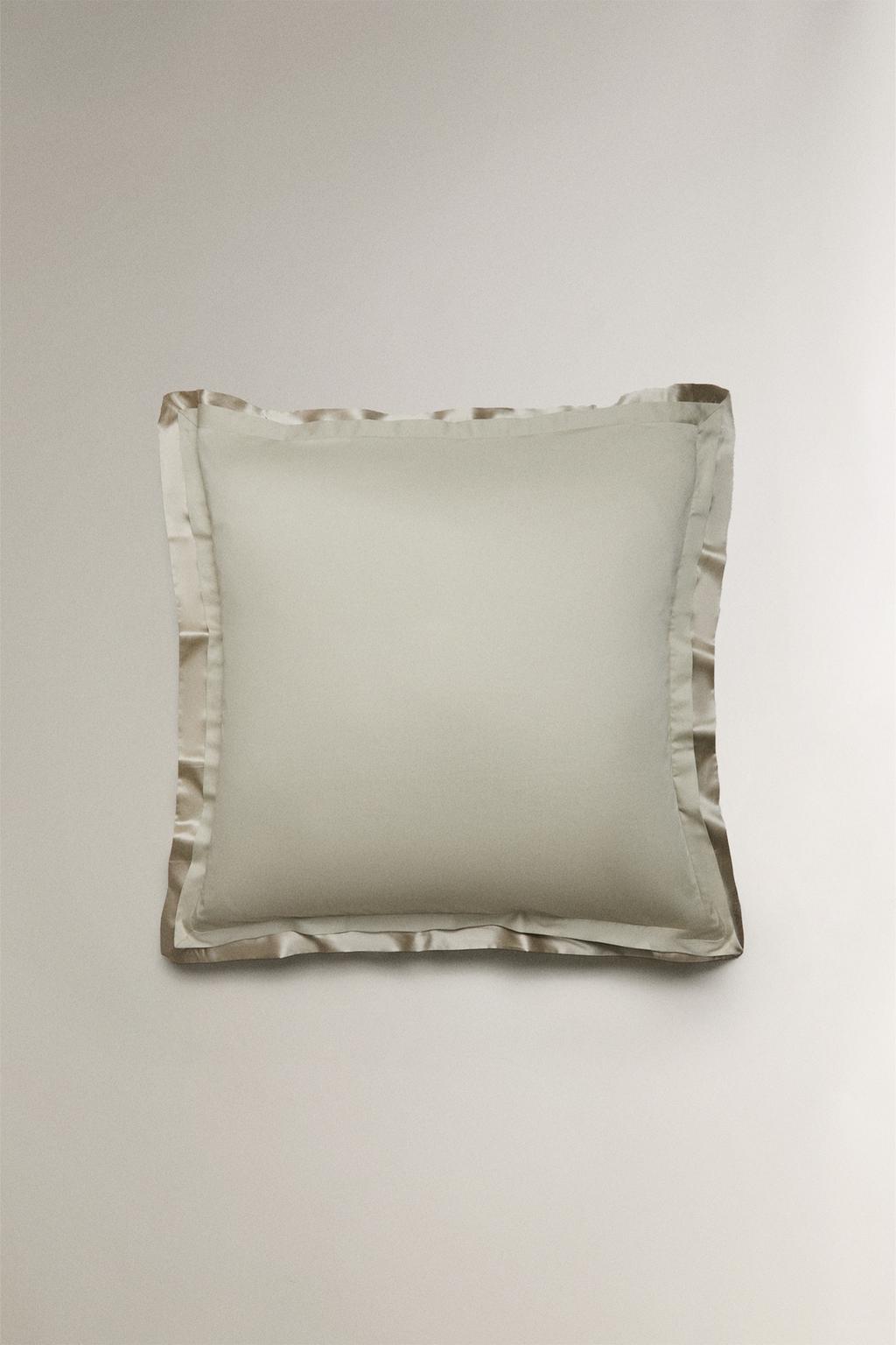 Наволочка из сатина с шелковой отделкой (300 нитей)