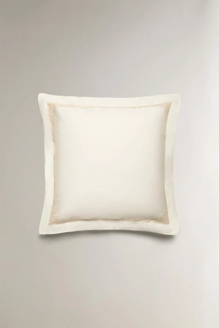 Наволочка из сатина с вышивкой- Заказать в России