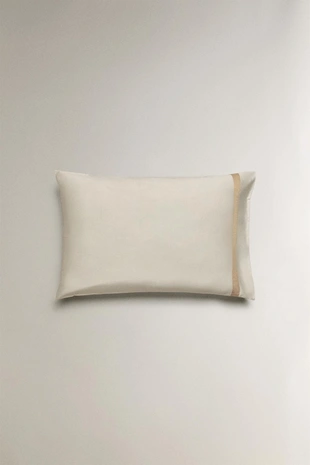 Наволочка из сатина с оборкой (300 нитей)- Заказать в России