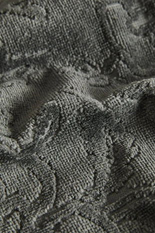 Хлопковое велюровое полотенце с жаккардовым узором и кисточками- Заказать в России