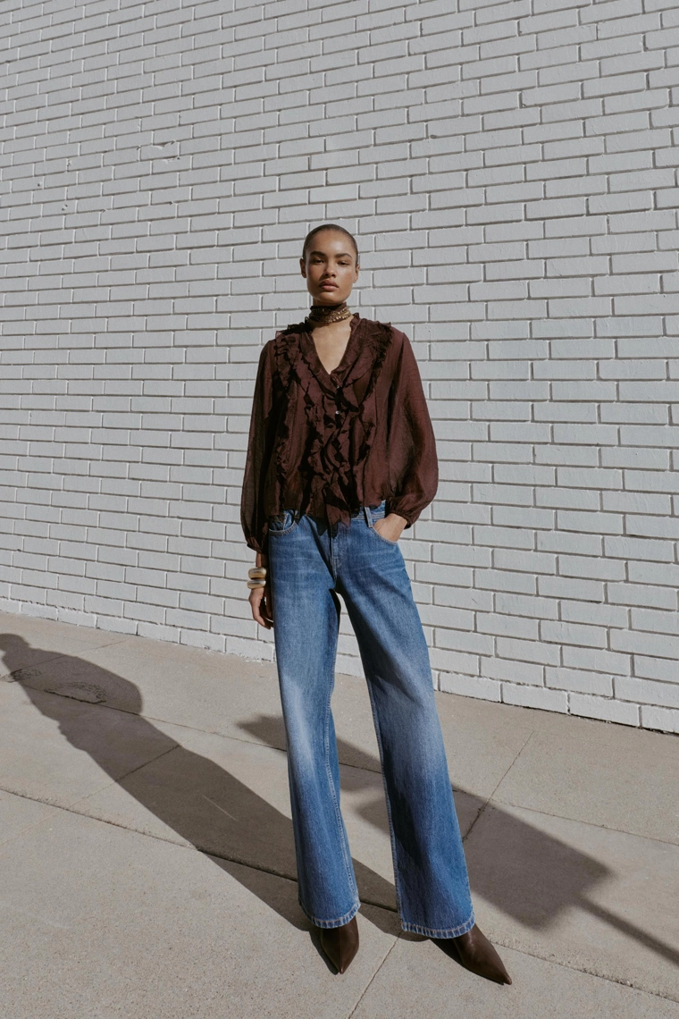 Блуза с оборками