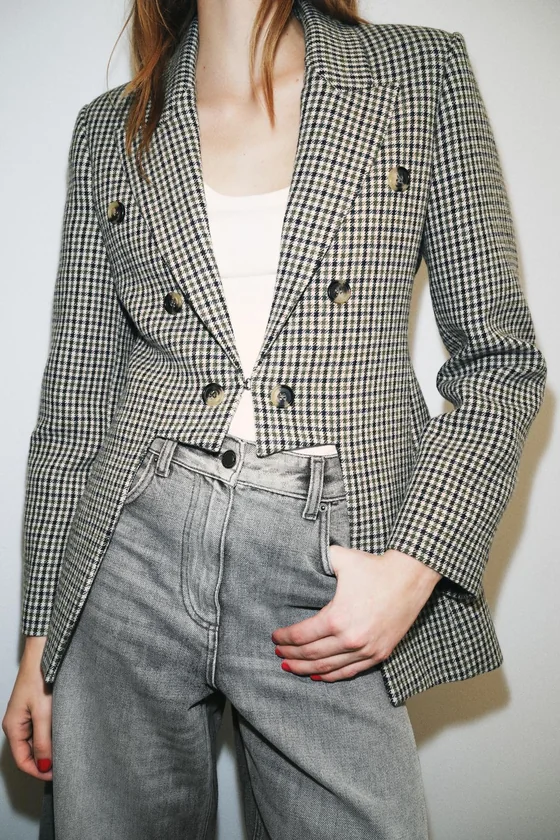 АСИММЕТРИЧНЫЙ БЛЕЙЗЕР В КЛЕТКУ ИЗ ШЕРСТЯНОЙ ТКАНИ — коллекция Zara «ZW» 