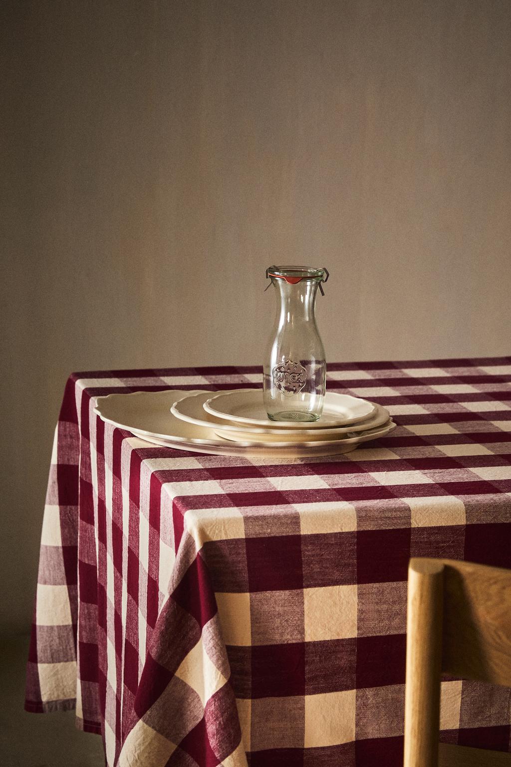 Хлопковый скатерть в крупную клетку
