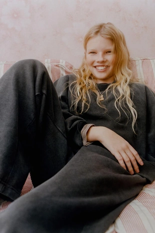 Брюки WIDE LEG с эффектом потертости- Заказать в России