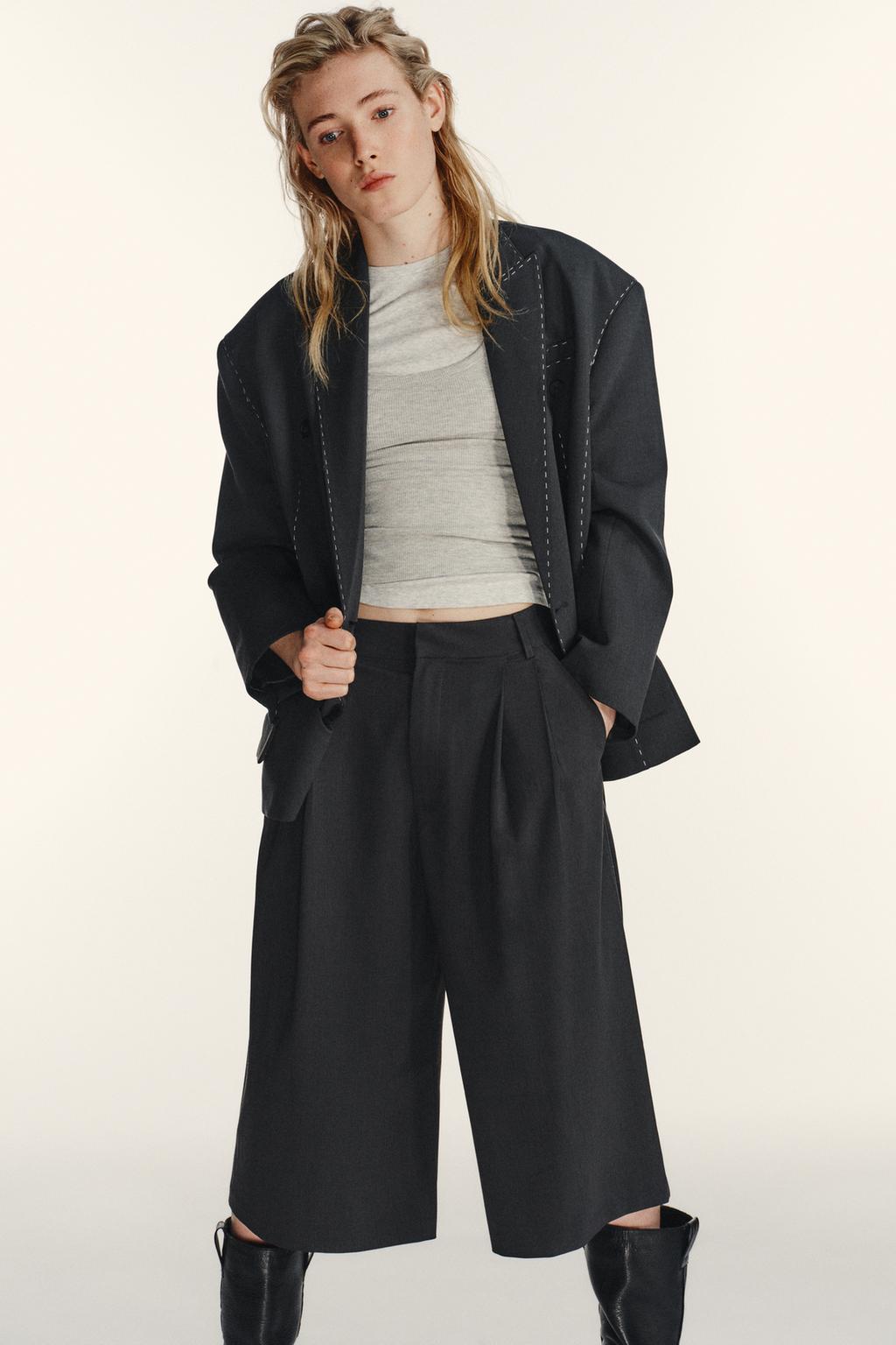 ШИРОКИЕ ШОРТЫ СО СКЛАДКАМИ