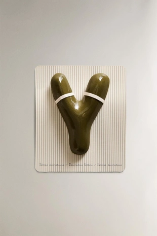 Декоративная стена в форме буквы- Заказать в России