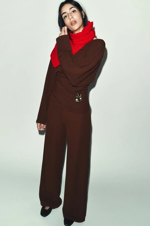 Широкие фактурные брюки