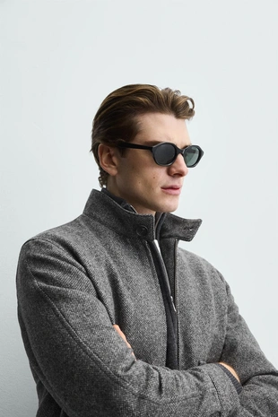 Куртка из рельефной контрастной ткани- Заказать в России