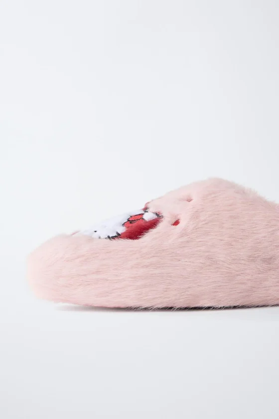 ДОМАШНИЕ ТАПОЧКИ HELLO KITTY © SANRIO