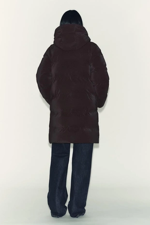 Ветрозащитный анорак средней длины из прорезиненной ткани