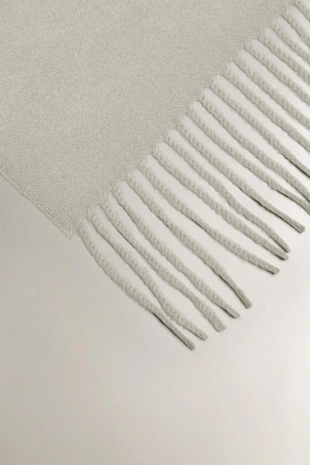 Плед с бахромой