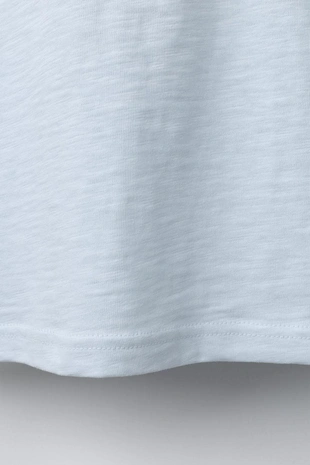 Однотонная футболка с воротником на пуговицах