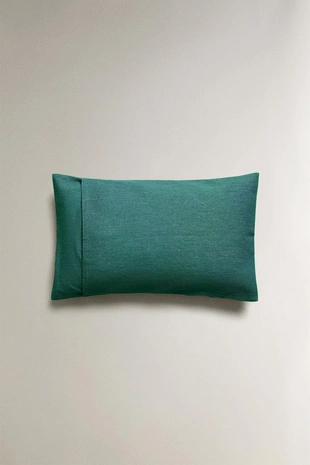 Чехол для подушки в однотонном стиле- Заказать в России