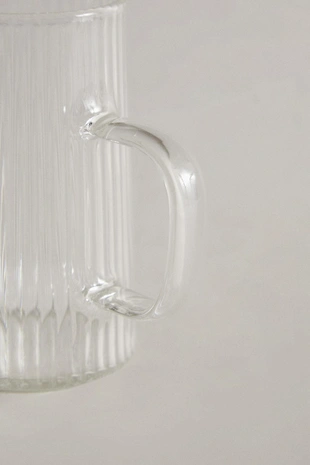 Молочник из боросиликатного стекла с объемным узором- Заказать в России