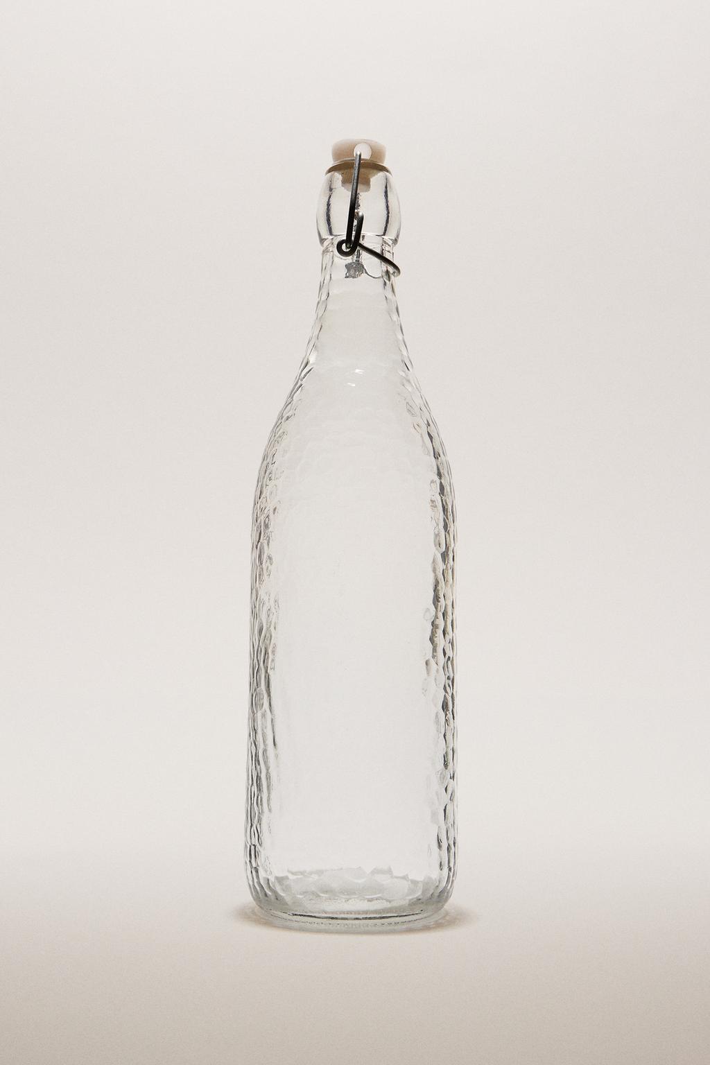 Бутылка с керамической пробкой