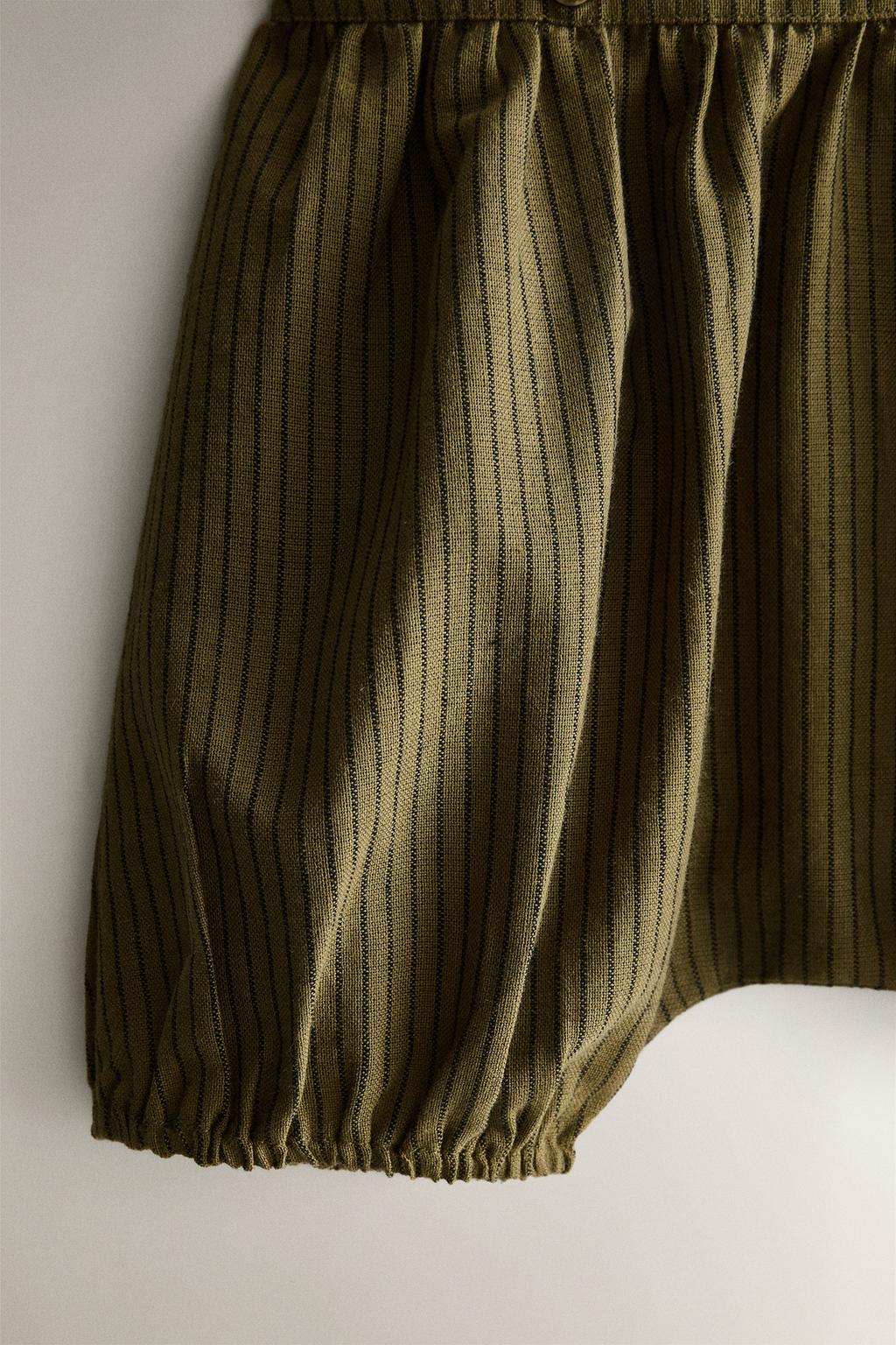 Ползунки в полоску с лямками